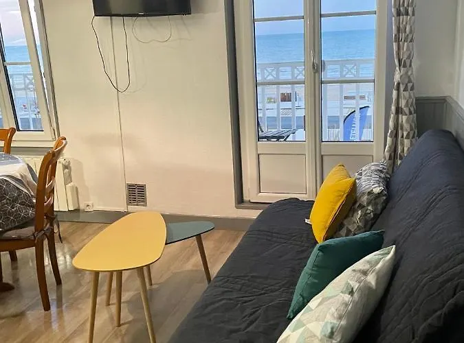 Superbe Front De Luc-sur-Mer